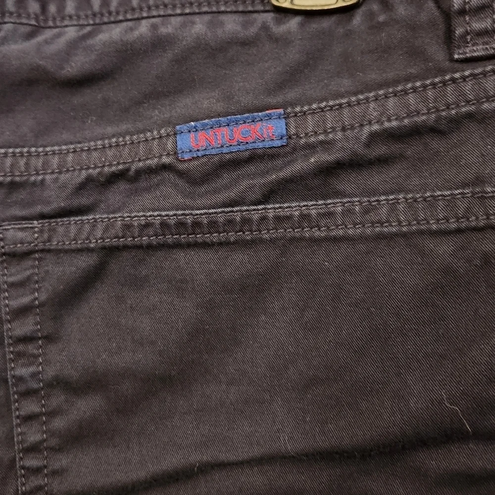 UNTUCKit pocket chino